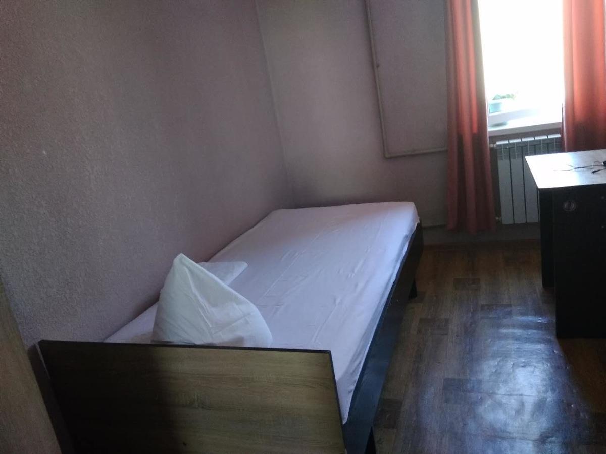 Saima Guest House Osch Exterior foto
