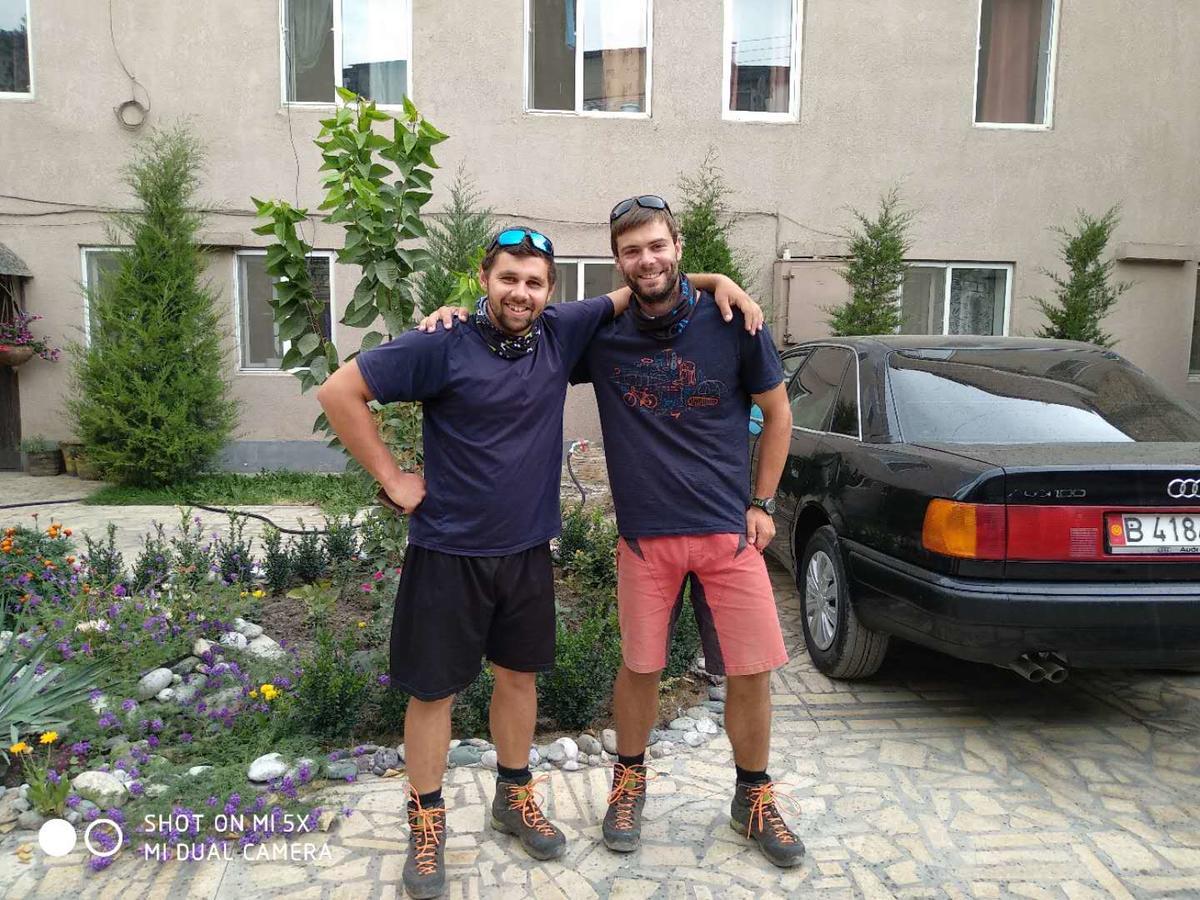Saima Guest House Osch Exterior foto