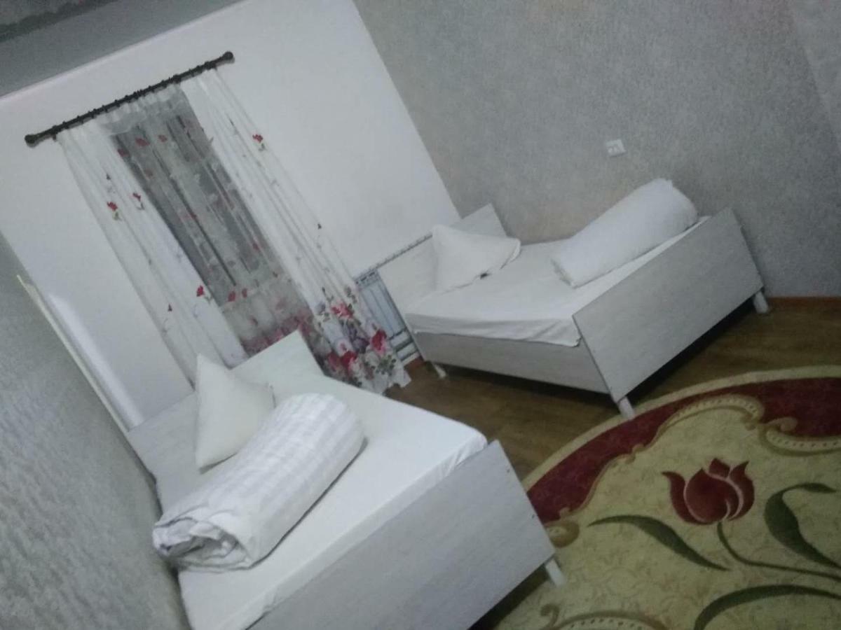Saima Guest House Osch Exterior foto